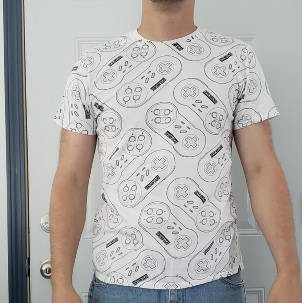 Super Nintendo‎ Tee